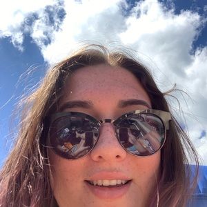 Meet your Posher, Tara